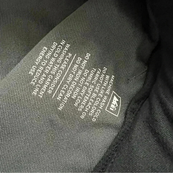 REI Gray Shorts Men’s Size XL 30 Zip Pockets Hiking Outdoor Active - Picture 4 of 12